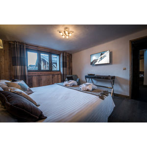 Family suite 'Les Jockeys' bed